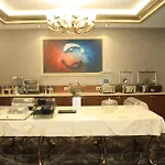 Boca Center فندق