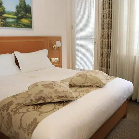 Boca Center Hotel